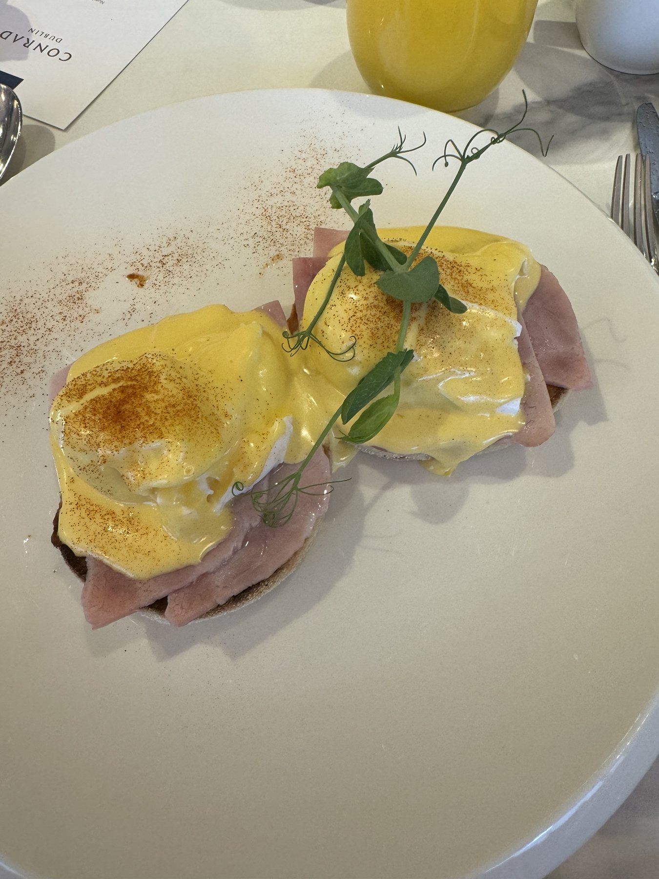Eggs Benedict, Conrad Dublin