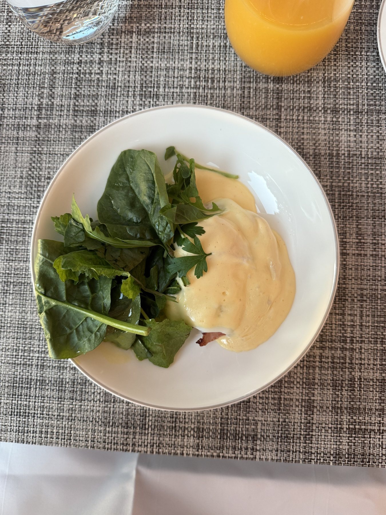 Eggs Benedict, The Fontenay